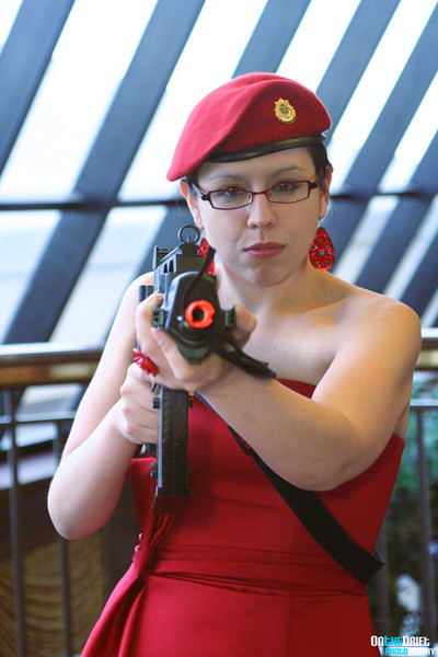 Beth is Armed!_3024581675_o.jpg